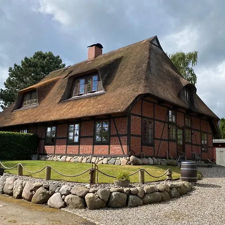 Dannauer Reetkate - Wiesenblick * Oldenburg in Holstein