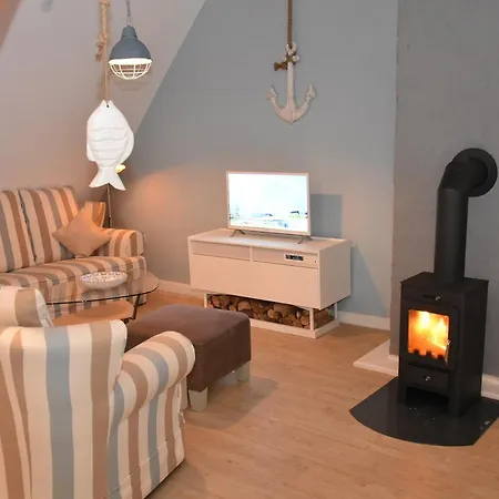 Apartamento Dannauer Reetkate - Wiesenblick Oldenburg in Holstein